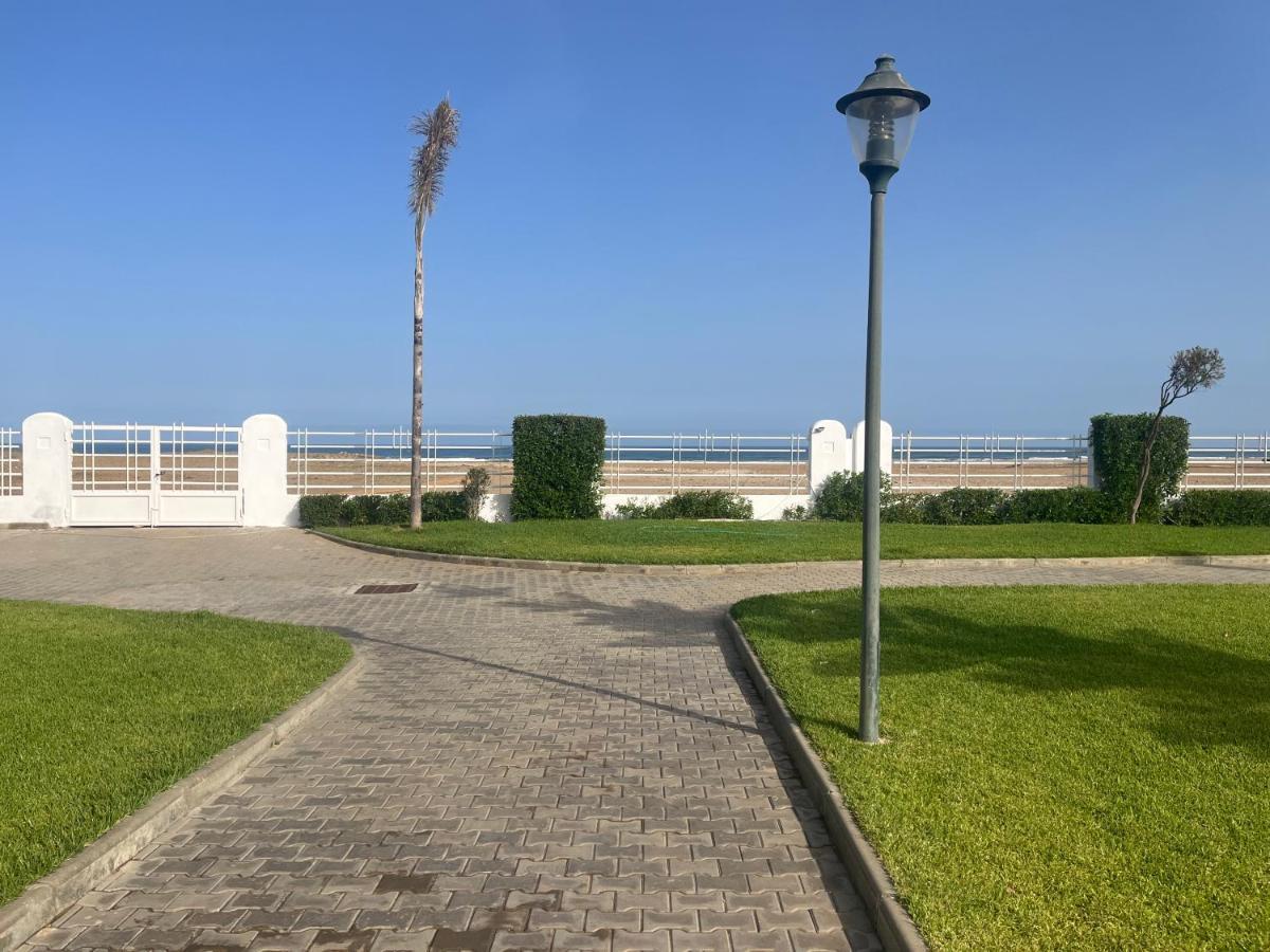 Appartement Pied Dans L Eau A Residence Beralmar Asilah Exterior photo